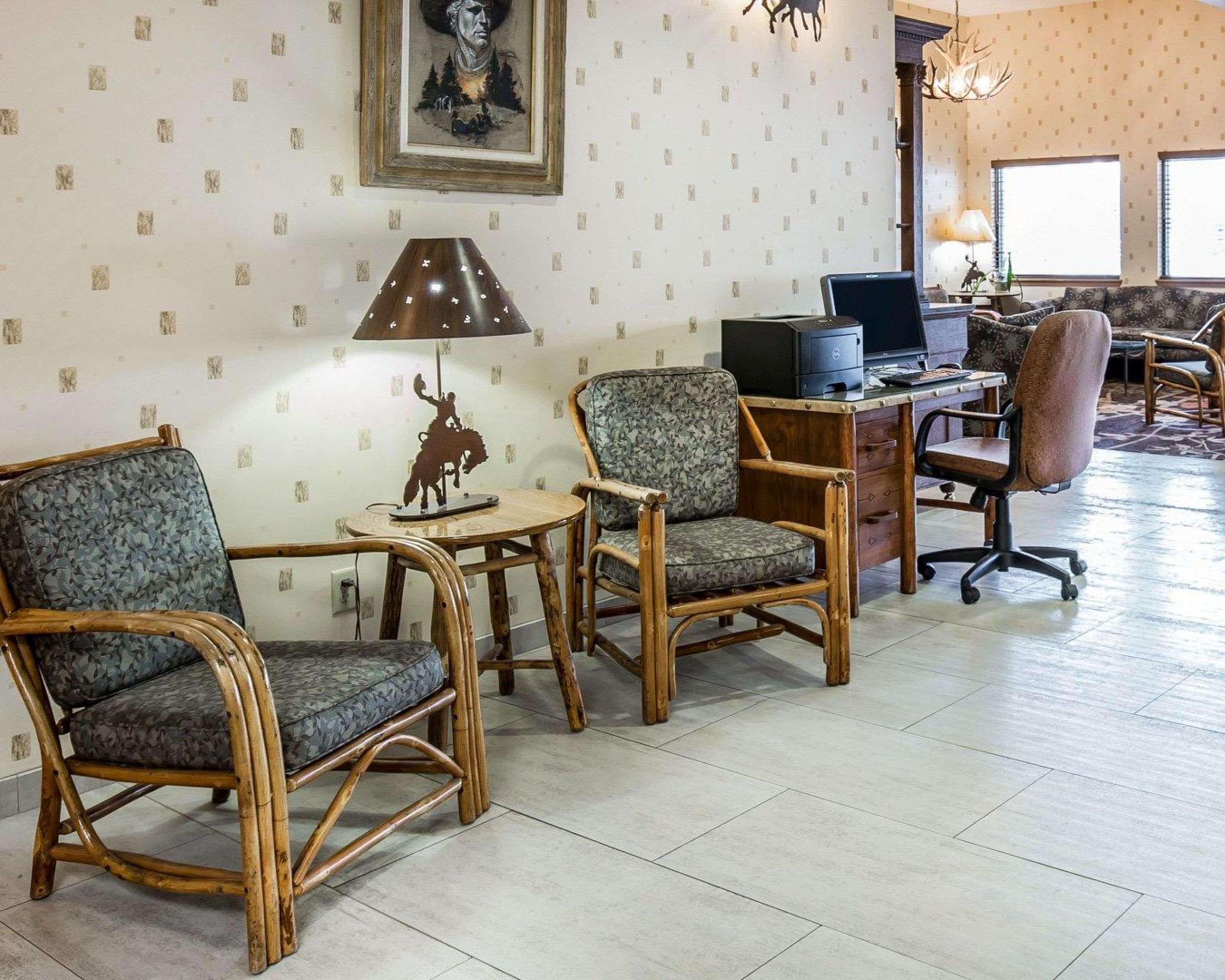 Comfort Inn At Buffalo Bill Village Resort Коді Екстер'єр фото