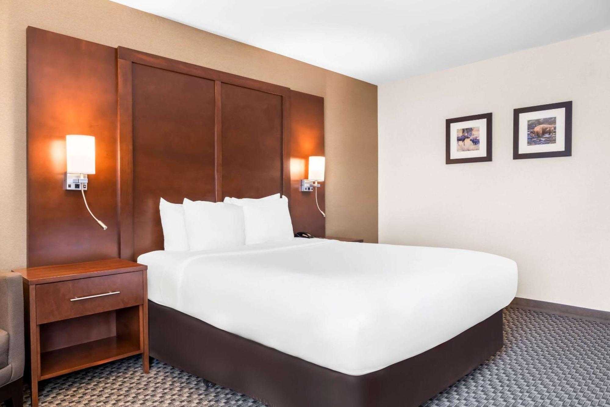 Comfort Inn At Buffalo Bill Village Resort Коді Екстер'єр фото