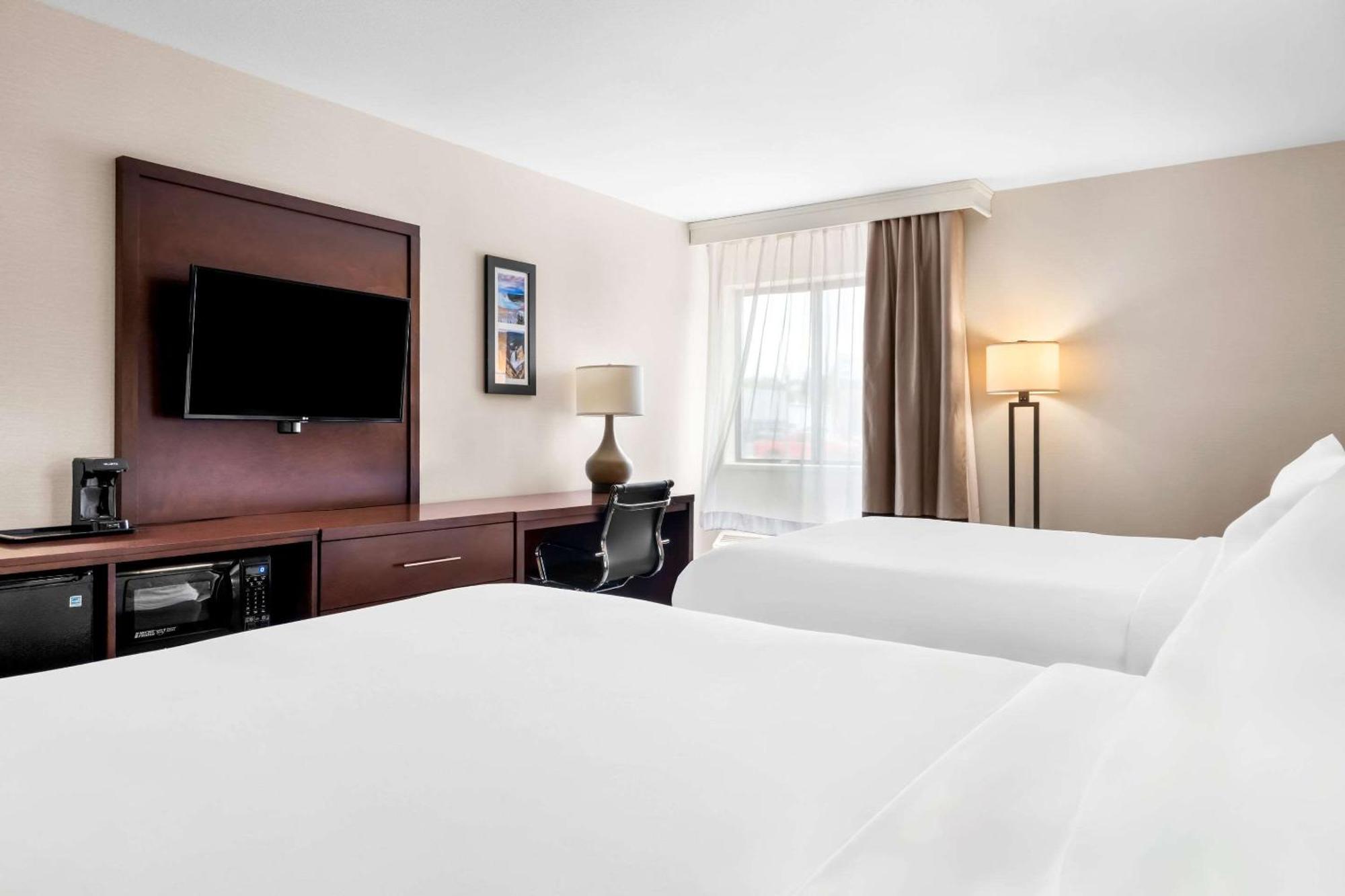 Comfort Inn At Buffalo Bill Village Resort Коді Екстер'єр фото